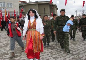 Şenkaya'da Milli Coşku 